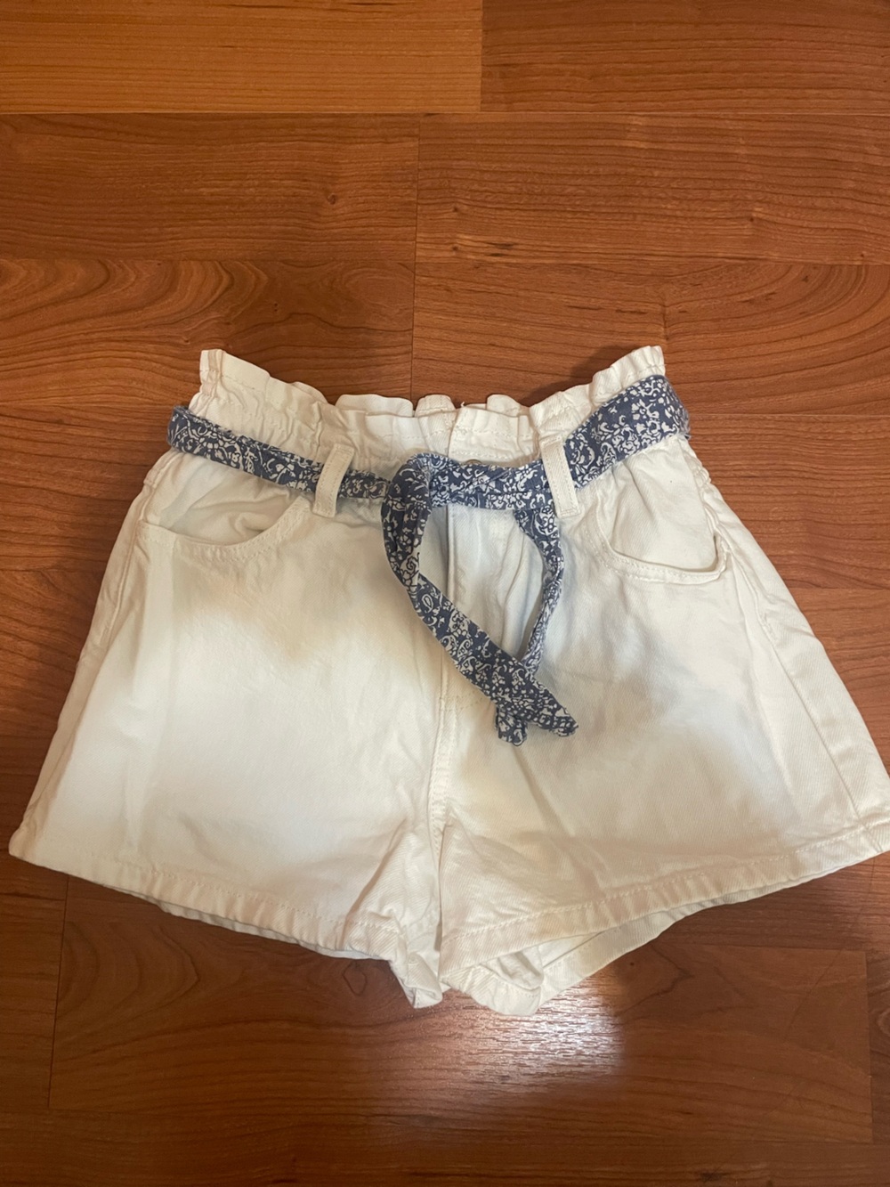 Mango White High-Waist Shorts with Blue Floral Tie
